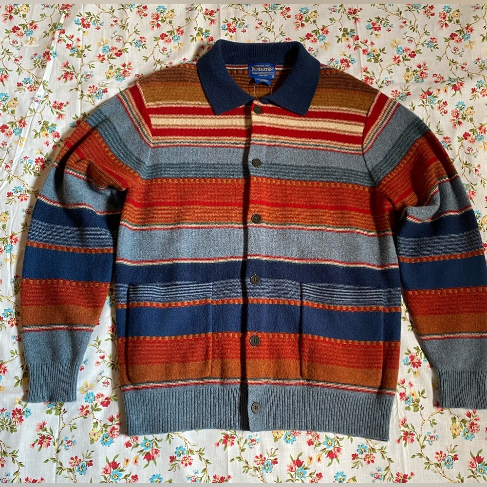 Pendleton Santa Fe pattern cardigan new with tags, size M, 100% lambs wool.
